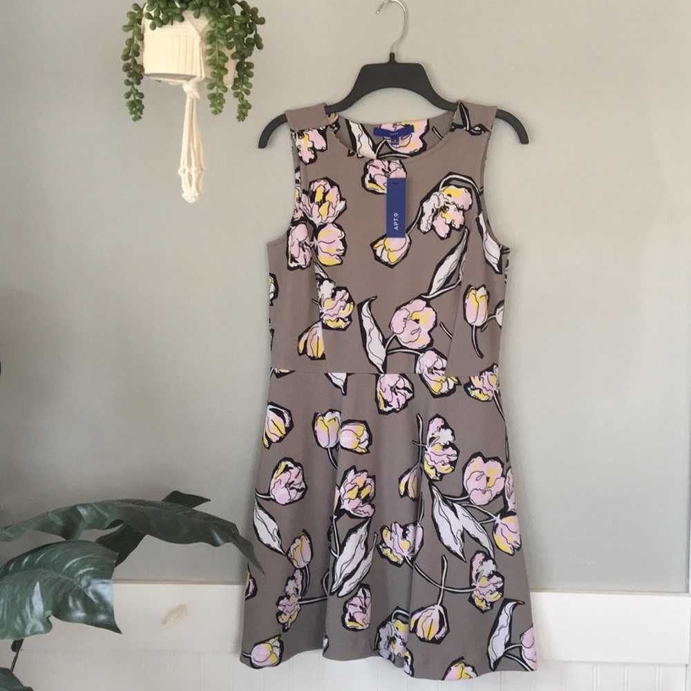Dress NWT